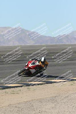 media/Oct-25-2025-Race Pace (Sat) [[47cce5476f]]/Non Verified (1st 20 Minutes of Every Hour)/1-Bowl (10am)/